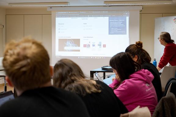 Séance de formation à la Bnu 